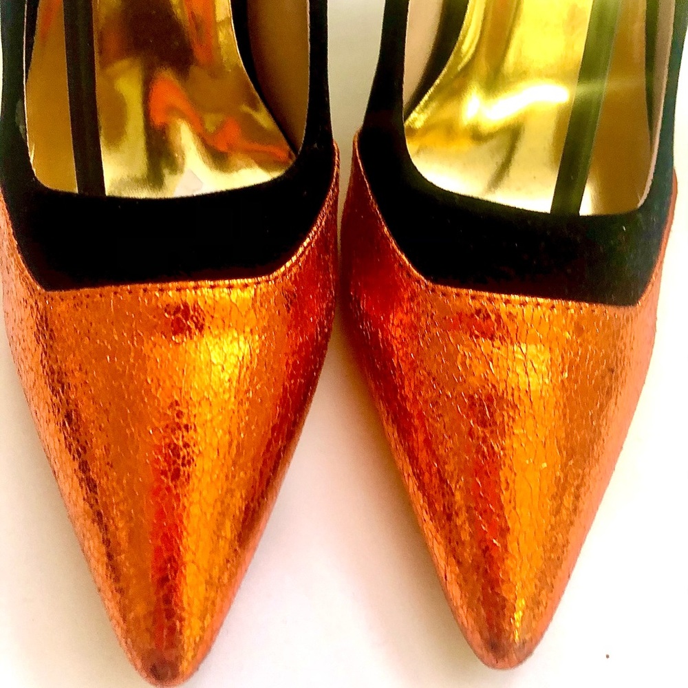 CRcollection Black and metallic heels